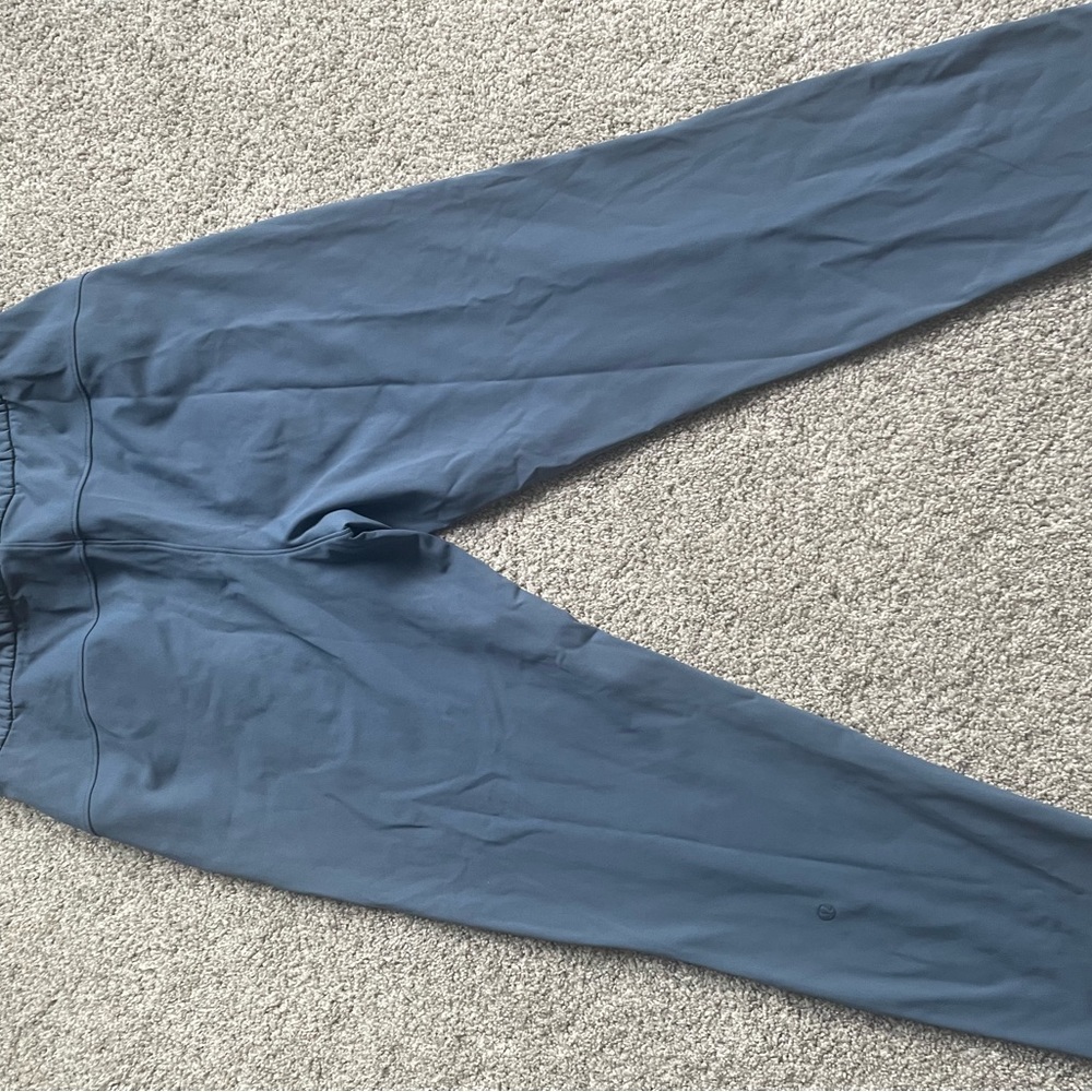 Lululemon “on the fly” joggers